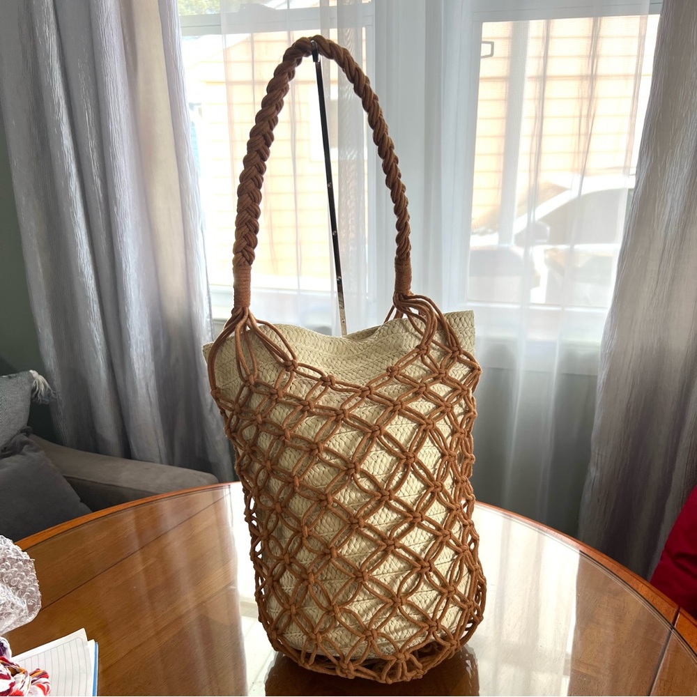 Universal Thread - Macrame Shoulder Handbag Os Go… - image 1